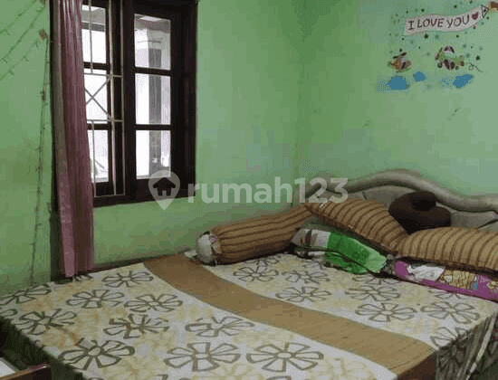 Rumah Strategis Dekat Akses Toll Bintaro di Ciputat S8795