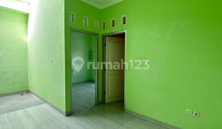 House Near UIN Syarif Hidayatullah Campus