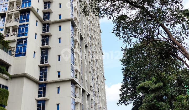 Capitol Tower Sapphire Apartment 19th Floor Salemba Central Jakarta S9464