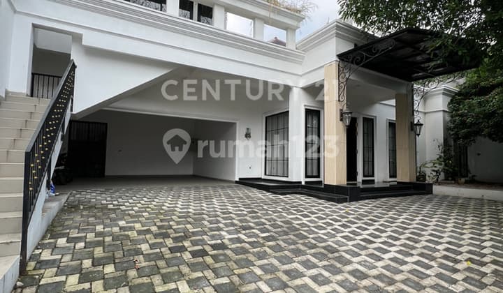 Classic Indonesian Luxury Furnished House in Kemang South Jakarta S8936