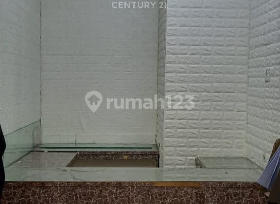 Kios Dalam Pasar Tanah Abang Blok B S8471