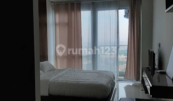 Apartemen Puri Mansion Studio View Pool Furnished