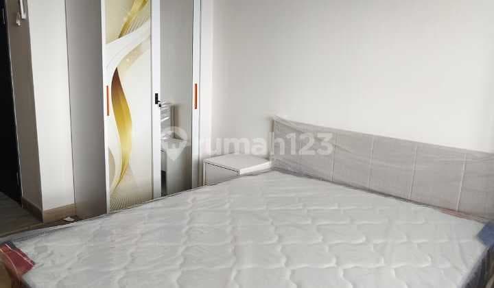 Sewa Apartemen Collins Boulevard Studio Tangerang