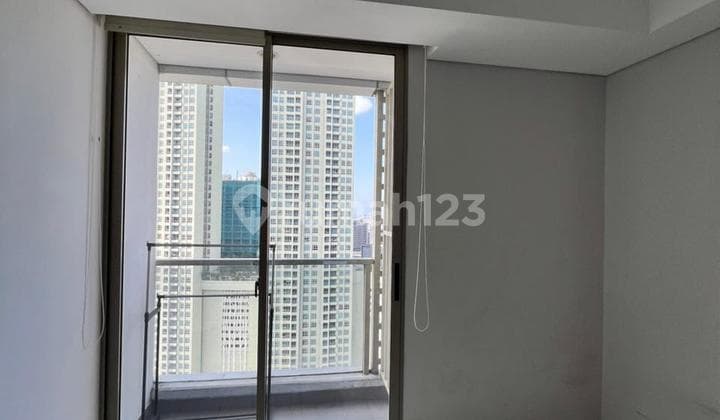Apartement Taman Anggrek Studio Semi Furnish Jakarta Barat