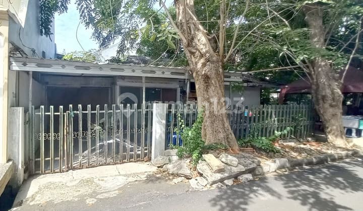 Dijual Cepat Rumah Tua Lokasi Strategis Sunter Jakarta Utara