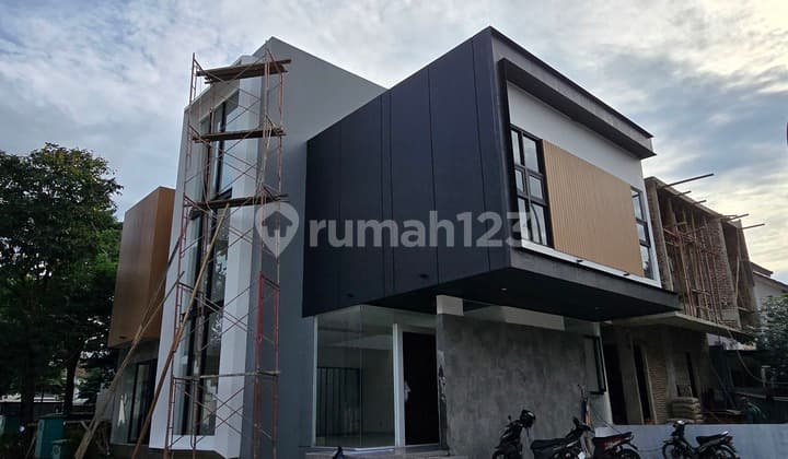 Rumah 2 Lantai+ Rooftop Siap AJB Eternity The Icon BSD Tangerang