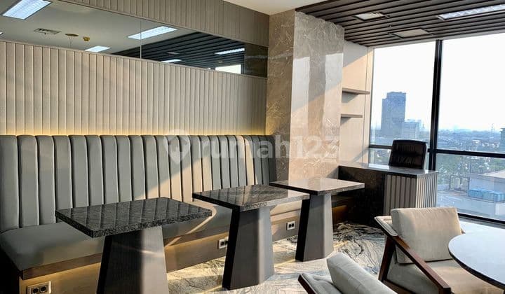Luxury Fully Furnished Office Space Siap Pakai At The Smith, Alam Sutera