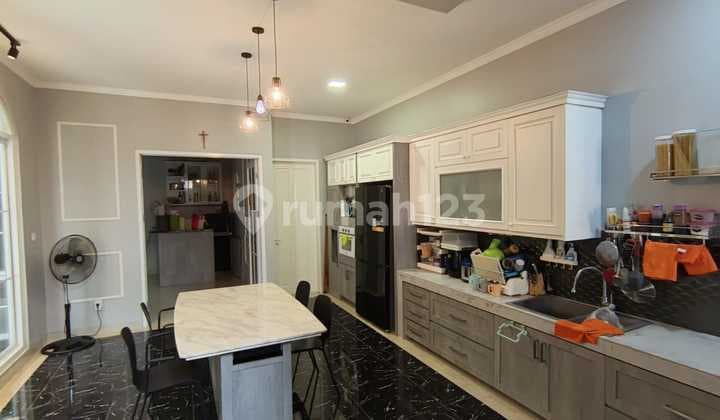 For Sale Alicante House Gading Serpong Lot 10X18 Fully Furnished