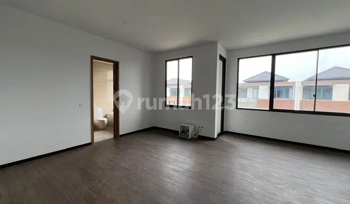For Sale: Luxurious 3-Story House with Rooftop in Kazumi The Zora BSD City