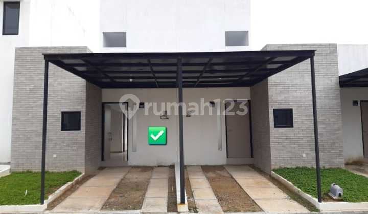 Rumah Samanea Hill Karya Andra Matin