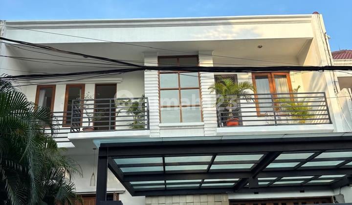 Luxury House in Pondok Indah, Fully Furnished, Freehold title (SHM), Ready to Move In!