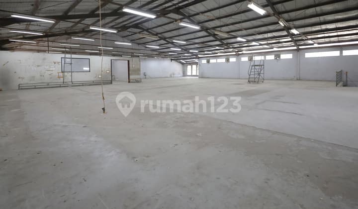 Jual Gudang dan Kantor di Sunter, Jakarta Utara Siap Pakai Gudang