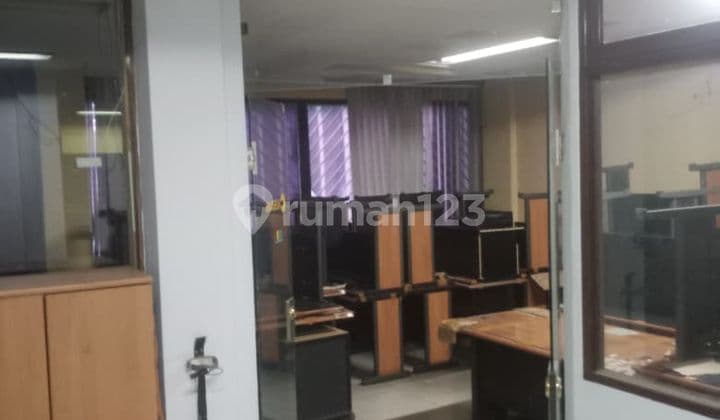 Ruko Gandeng Bagus 503 m2 HGB Pinangsia, Jakarta Barat