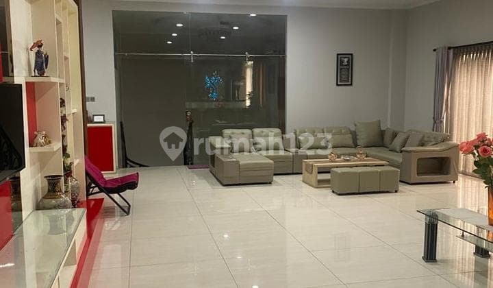 Rumah Singgasana Pradana, Harga Nego tipis