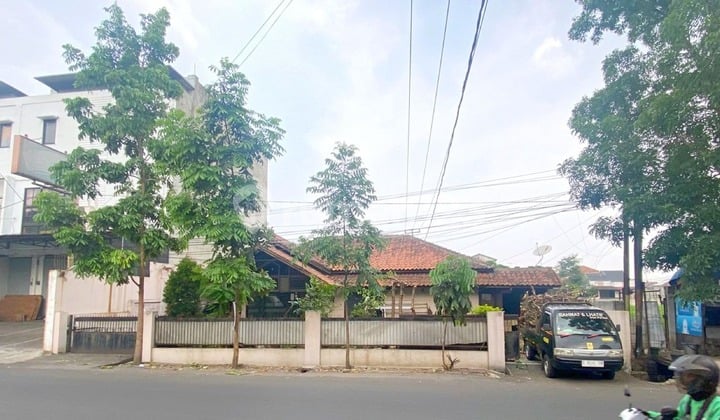 Rumah Tengah Kota Jarang Ada Di Sayap Bkr Sriwijaya