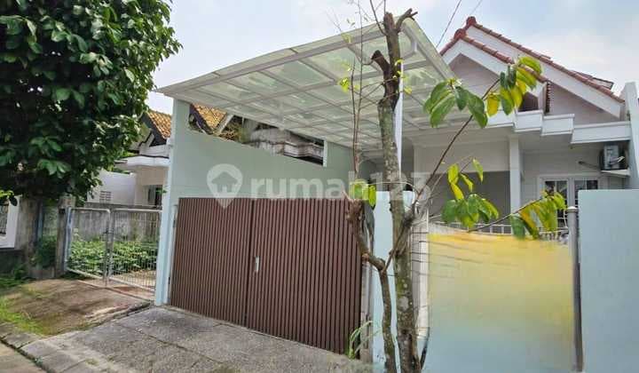 Rumah Siap Huni Jalan Boulevar Graha Raya