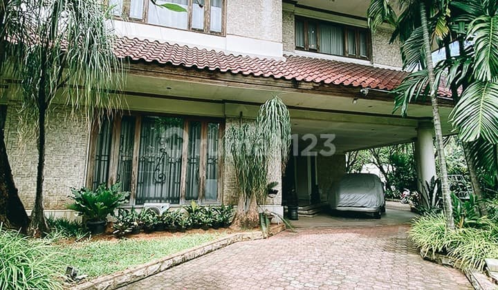 Rumah Dijual Posisi Tanah Hoek, Bangunan 2 Lantai di Komp Rspp Fatmawati Jakarta Selata