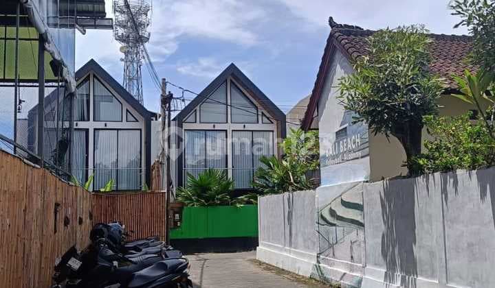 Land with Building Bonus for Sale in Canggu Plataran Kerobokan with SHM Certificate
