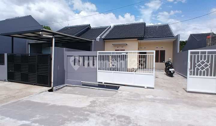 Rumah Baru di Jual Cepat Strategis Abis di Cimahi