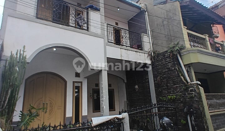 Rumah 2 Lantai Lokasi Strategis Dekat Pasar Andir Bandung