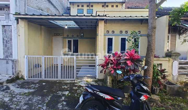 Di Jual Cepat Rumah 2 Lantai Setengah di Permata Cimahi Dkt Borma