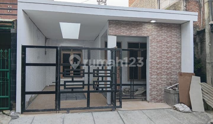 Dijual Rumah Siap Huni Full Renovasi Lokasi Strategis Dalam Komplek Puri Cipageran Cimahi