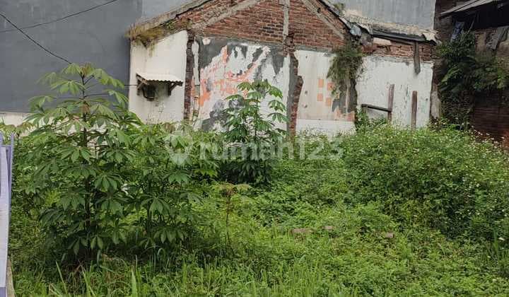 For Sale: Land Plot in Haji Gopur Complex