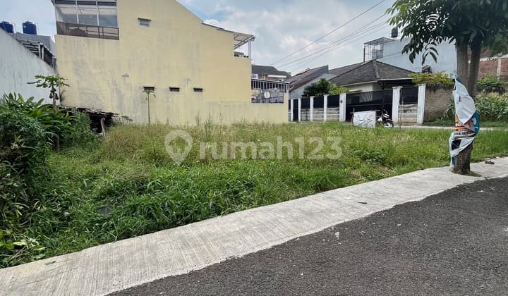 Tanah Murah Posisi Hook Jalan Datar di Permana Dkt Pemkot