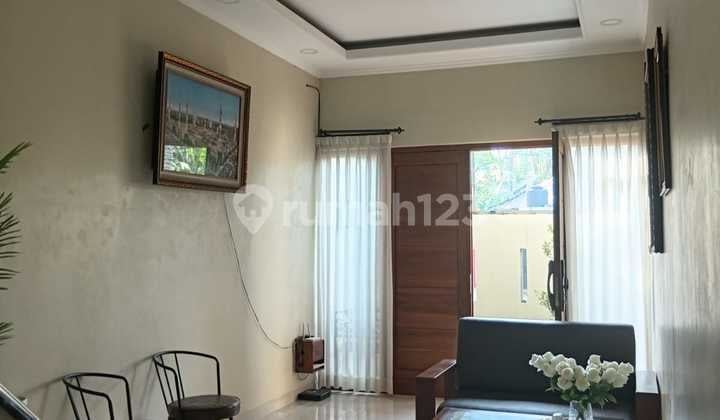 Quick Sale With All Furnishings Luxury House Cimahi