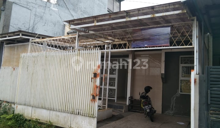 Rumah Murah Komplek Kolmas Kolonel Masturi Cimahi