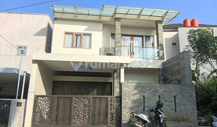 Rumah Mewah 3 Lantai Full Furnished