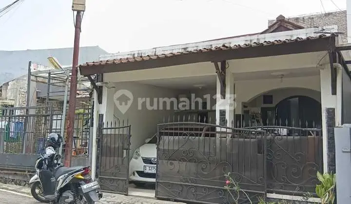 Jual Cepat Rumah di Komplek Puri Cipageran 400 Jt An