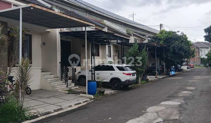 Rumah Dalam Clusterkomplek Awani 600 Jt An