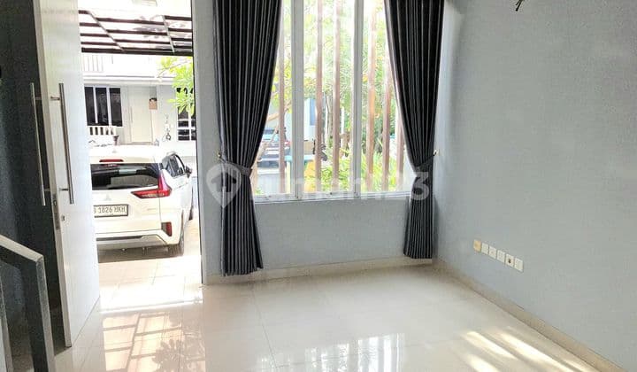 Disewakan Segera Rumah 2 Lantai Rapi Jakarta Garden City 3+1 Kamar 60juta/th Nego