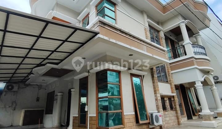 Hot Sale Rumah Bagus 2 Lantai Hoek Sunter Luas202m² Hanya 6M Kurang