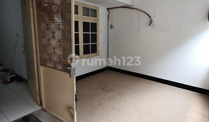 Hargamurah Sewa Sunter 6 X 13 Dengan2 Kamardan Carport Harga 45 Juta/Th