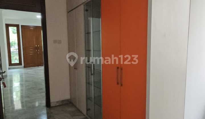 For Rent: Large House in Kelapa Gading, Size 12 x 18, Only 135 Million/Year – Interested?