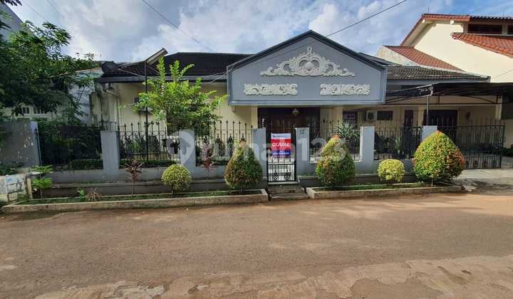 Rumah Bagus Semi Furnished SHM Cirendeu, Jakarta Selatan