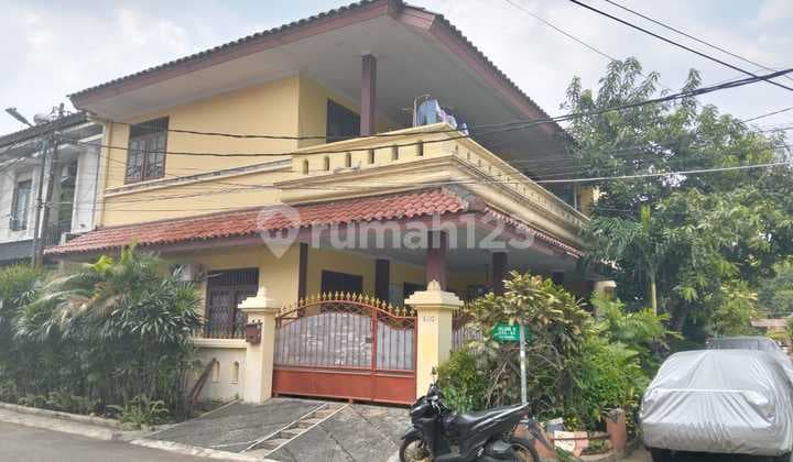 Good House Unfurnished Freehold Certificate Ragunan, South Jakarta