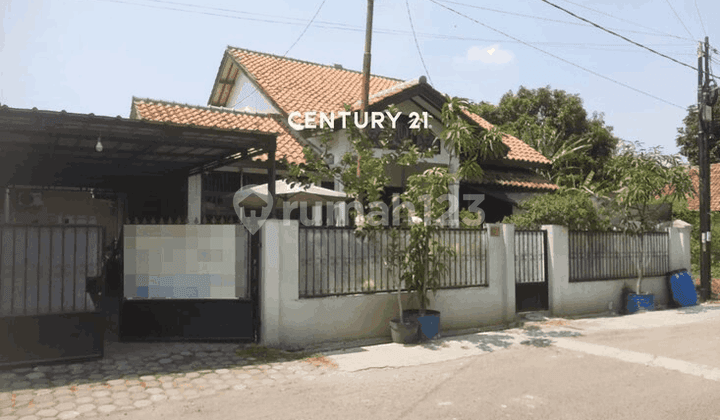 Residential House and Boarding House in Jember Agung Complex