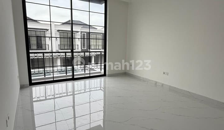 Dijual Rumah Brand New Pik 2 Vpp Villa Pasir Putih Luas 10X15