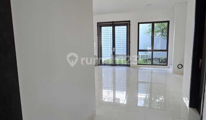 Dijual Rumah Brand New Foresta BSD. Luas 8X18m