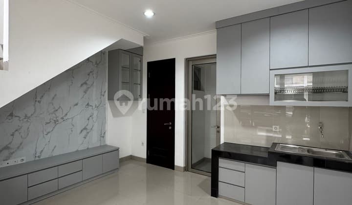 For Sale / For Rent Brand New Virginia Pik 2 House. Fully Furnished Interior