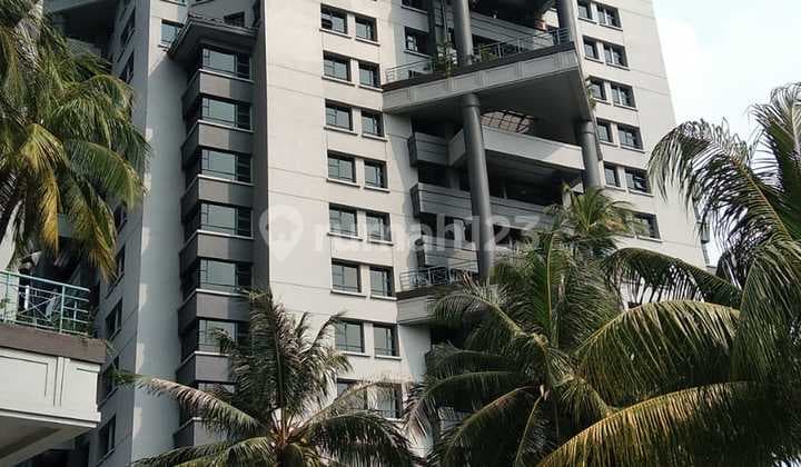 Premium location exclusive apartment in the city center.