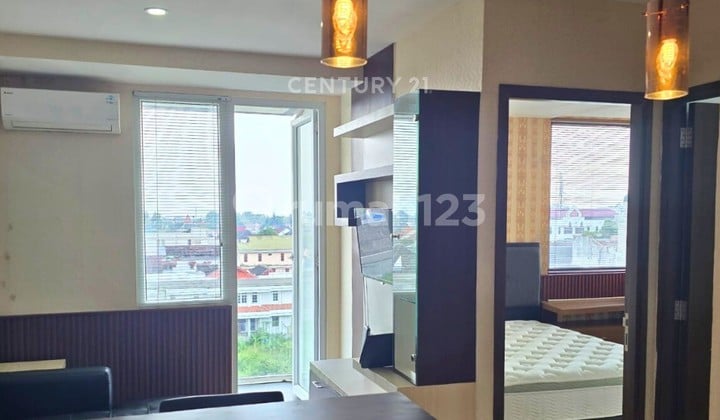 Apartemen 2Br Full Furnish dengan Balkon Dekat Upn