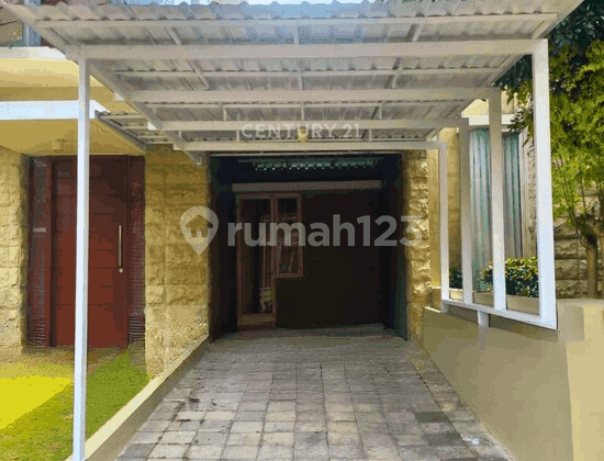 3BR Semi-Furnished House with One Gate System Near UMY Dictionary