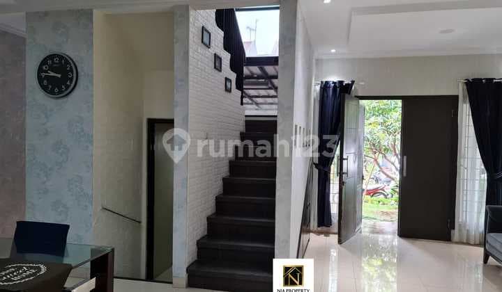 Rumah Murah Cantik Semifurnish Raffles Hills Cibubur