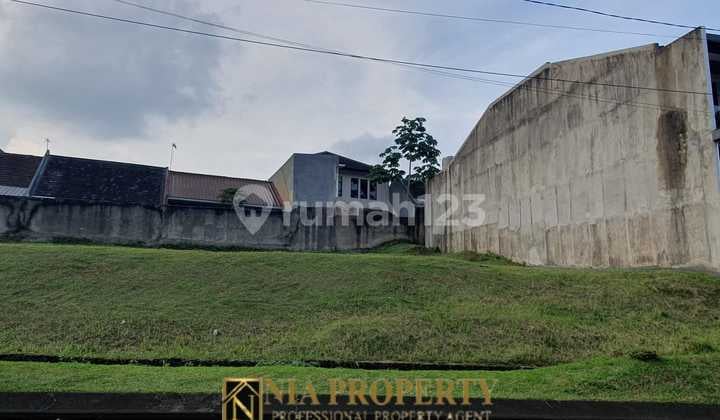Lake-Facing Land Plot on Boulevard Bukit Golf Riverside Cibubur