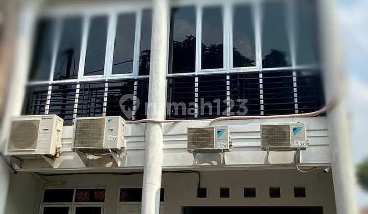 Quick Sale Office House by the Road in Jagakarsa, South Jakarta