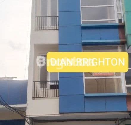 DI SEWA RUKO 3 LT SIAP PAKAI DI MAJAPAHIT SEMARANG